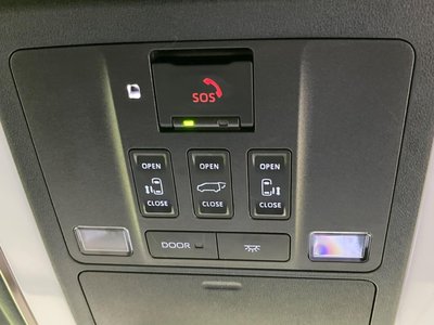 TOYOTA ALPHARD - 4