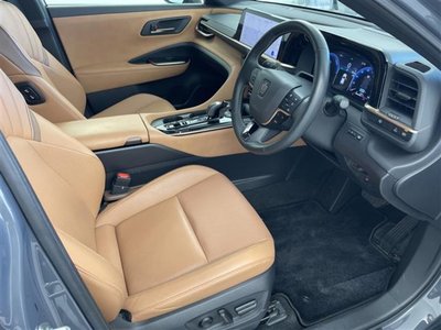 صورة مصغرة 39 لـ 2023 Toyota CROWN SPORT