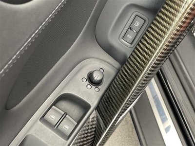 2009 AUDI R8 — миниатюра 20