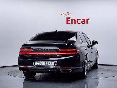 2019 Genesis G90 photo 4