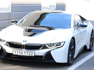 BMW I8 - 1