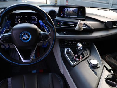 BMW I8 - 8