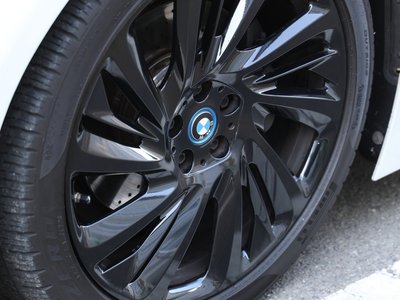 BMW I8 - 6