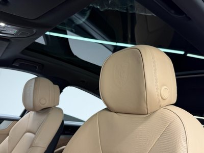 2024 Porsche CAYENNE thumbnail 11
