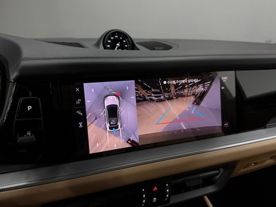 2024 Porsche CAYENNE thumbnail 17