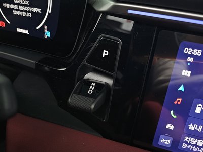 PORSCHE MACAN - 9