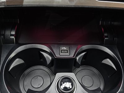 2025 BMW 3 SERIES thumbnail 19