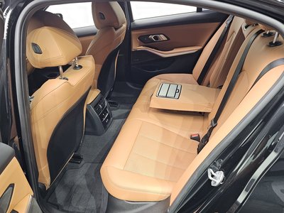 2025 BMW 3 SERIES thumbnail 18