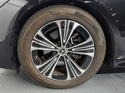 MERCEDES-BENZ E-CLASS - 6