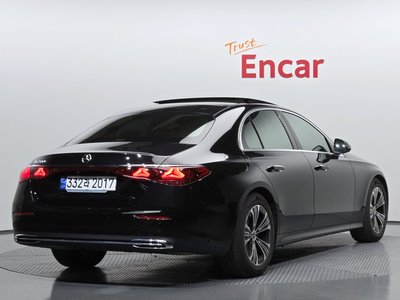 MERCEDES-BENZ E-CLASS - 3