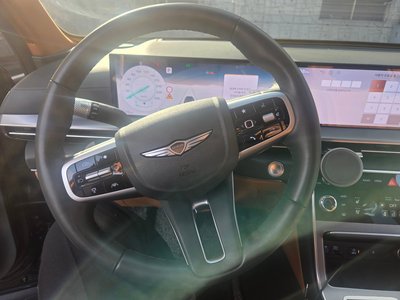 GENESIS GV80 - 8