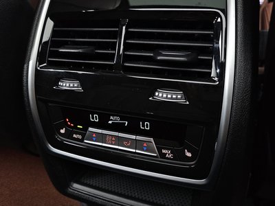 2025 BMW X5 thumbnail 29