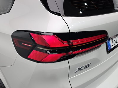 صورة 10 لـ 2025 BMW X5