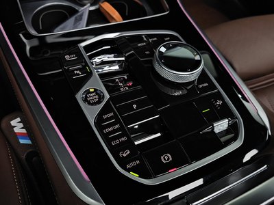 2025 BMW X5 thumbnail 12