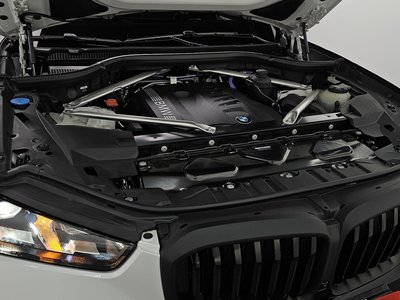 صورة 7 لـ 2025 BMW X5