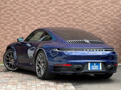 PORSCHE 911 - 9