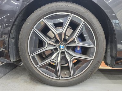 BMW 5 SERIES - 8
