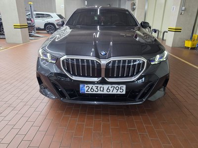 BMW 5 SERIES - 9