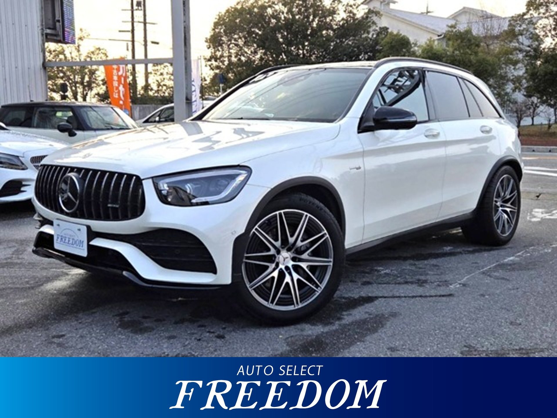 MERCEDES-BENZ GLC AMG - View 1