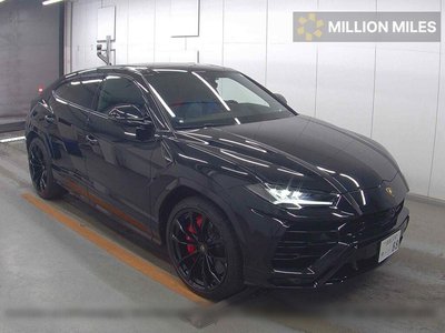 LAMBORGHINI URUS - 1