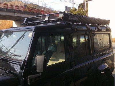 LAND ROVER DEFENDER - 3