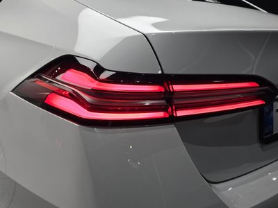 BMW 5 SERIES - 10