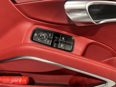 PORSCHE BOXSTER - 10