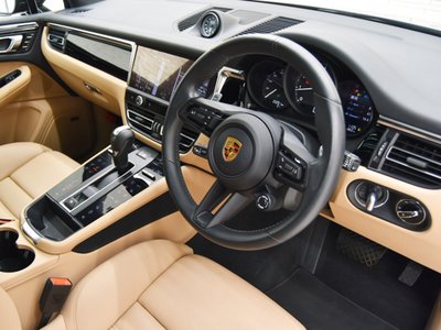 2024 Porsche MACAN — миниатюра 11
