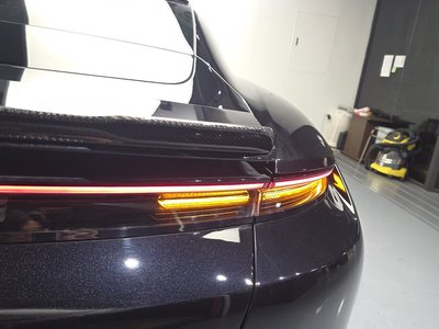 2021 Porsche TAYCAN 照片 10