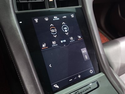 2021 Porsche TAYCAN — миниатюра 24