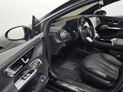 MERCEDES-BENZ EQE - 10