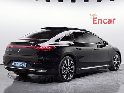 MERCEDES-BENZ EQE - 3