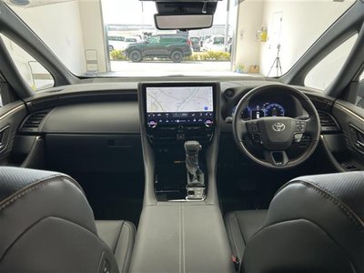 TOYOTA ALPHARD - 2