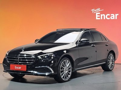 MERCEDES-BENZ E-CLASS - 1