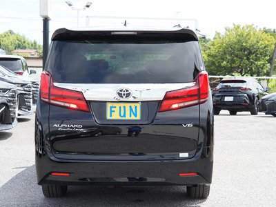 2023 Toyota ALPHARD photo 7