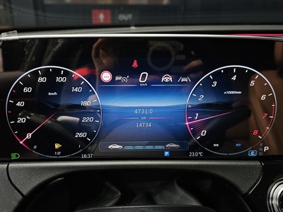 صورة 8 لـ 2025 Mercedes-BENZ E-CLASS
