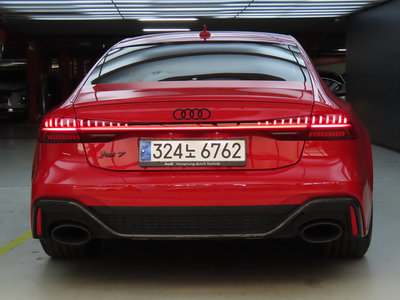 2021 AUDI RS7 — фото 2