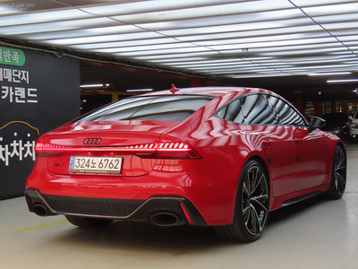 2021 AUDI RS7 — фото 3