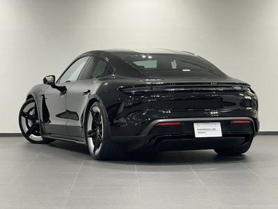 2025 Porsche TAYCAN 照片 3