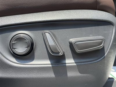 صورة 8 لـ 2024 Toyota LAND CRUISER 250