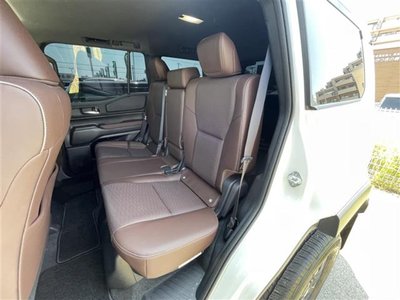 صورة مصغرة 31 لـ 2024 Toyota LAND CRUISER 250