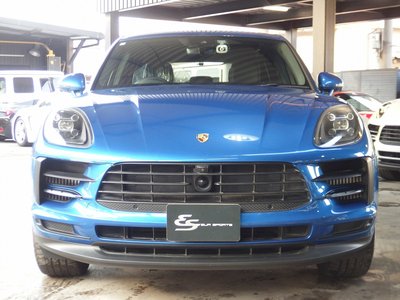 PORSCHE MACAN - 6