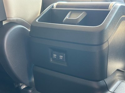 صورة مصغرة 34 لـ 2020 Toyota GRAND ACE