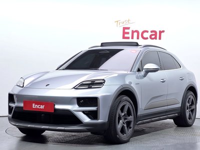 2025 Porsche MACAN 照片 1