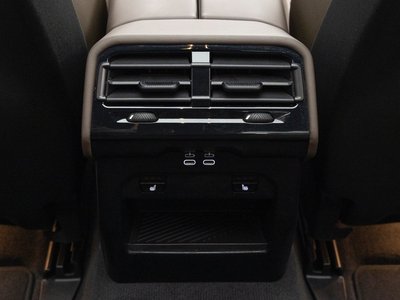 صورة مصغرة 19 لـ 2025 BMW 5 SERIES