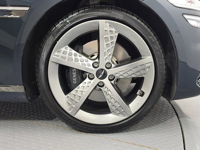 GENESIS G80 (RG3) - 8