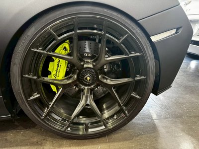 2023 Lamborghini HURACAN — миниатюра 26