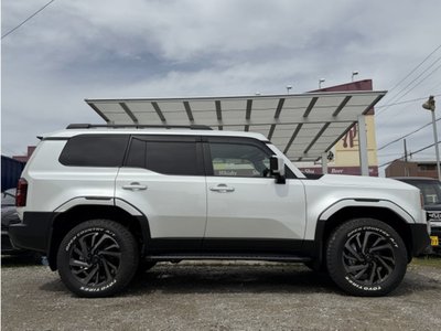 TOYOTA LAND CRUISER 250 - 7