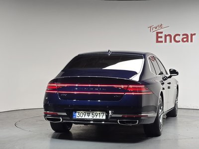 صورة 3 لـ 2022 Genesis G90 (RS4)