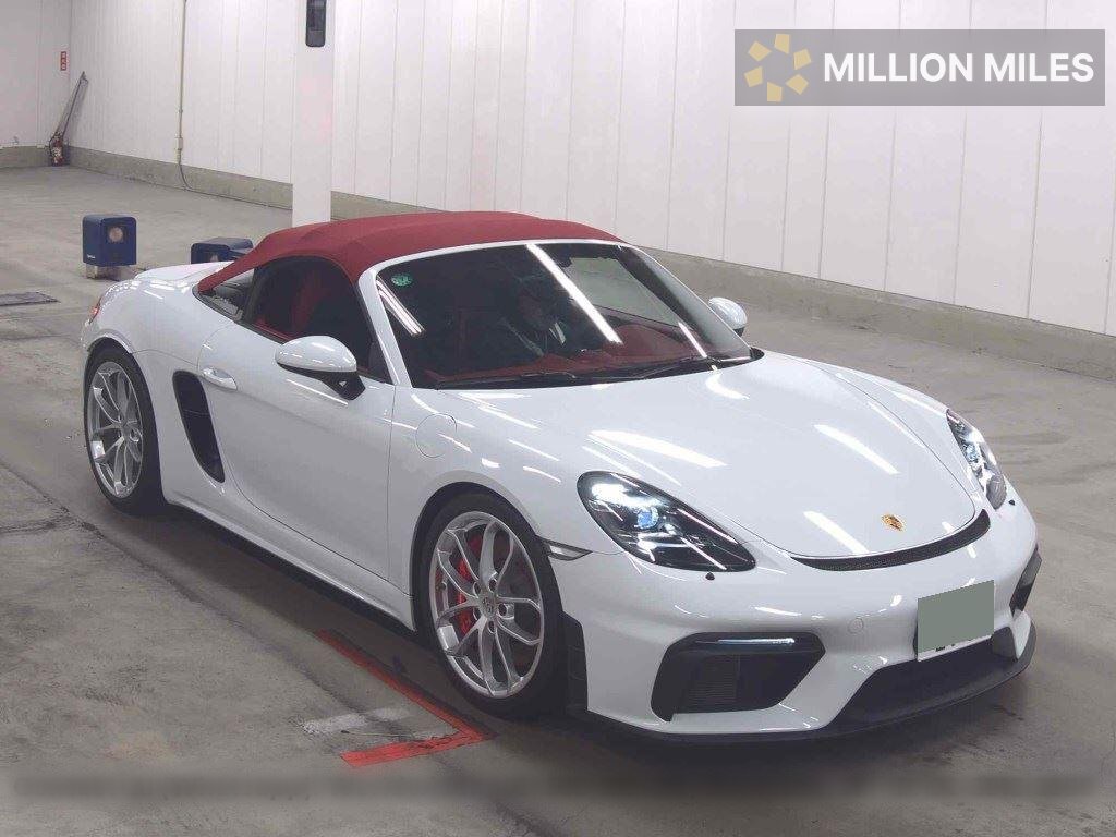 PORSCHE 718 SPYDER - View 1